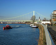 Rehinufer in Köln-Mülheim © stadt köln